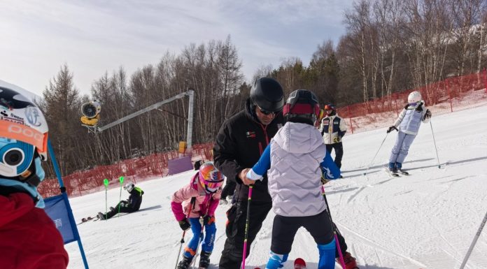 Italia: allenatore di sci ottimista su sviluppo di sport invernali in Cina