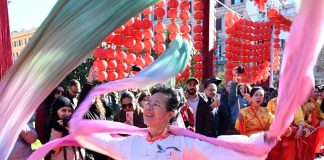 Roma ospita sfilata per Capodanno cinese (4)