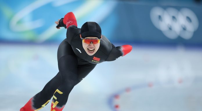 Milano-Cortina 2026: il cinese Tian in gara nei 1.000 m di pattinaggio velocità