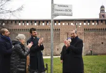 Milano, dedicata a Umberto Eco la passeggiata di Piazza Castello