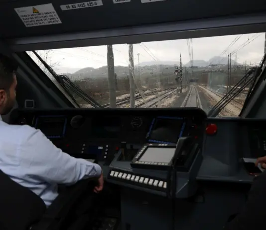 Alta Velocità/Alta Capacità Napoli-Bari, attivata una nuova tratta a doppio binario