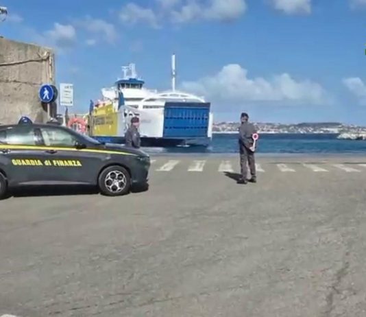 Arrestati due corrieri a Villa San Giovanni, sequestrati 4 kg di cocaina