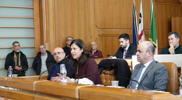 Approvata la legge sul salario minimo regionale, Todde “Passo concreto per garantire dignità”