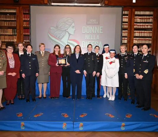 Il sottosegretario Rauti promuove la prima edizione del “Premio Eccellenza Donne nella Difesa”