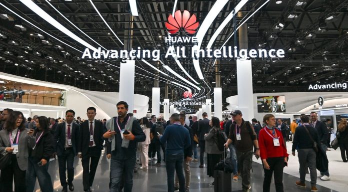 Spagna: aperto a Barcellona il Mobile World Congress (3)