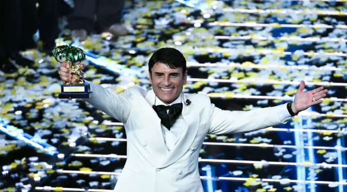 Sanremo, vince Sal Da Vinci. Passaggio di testimone Conti-De Martino
