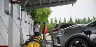 Cina, in rapida espansione la rete di ricarica per i veicoli elettrici