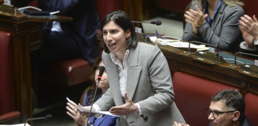 Iran, Schlein “Governo si impegni per de-escalation e rientro nostri connazionali”