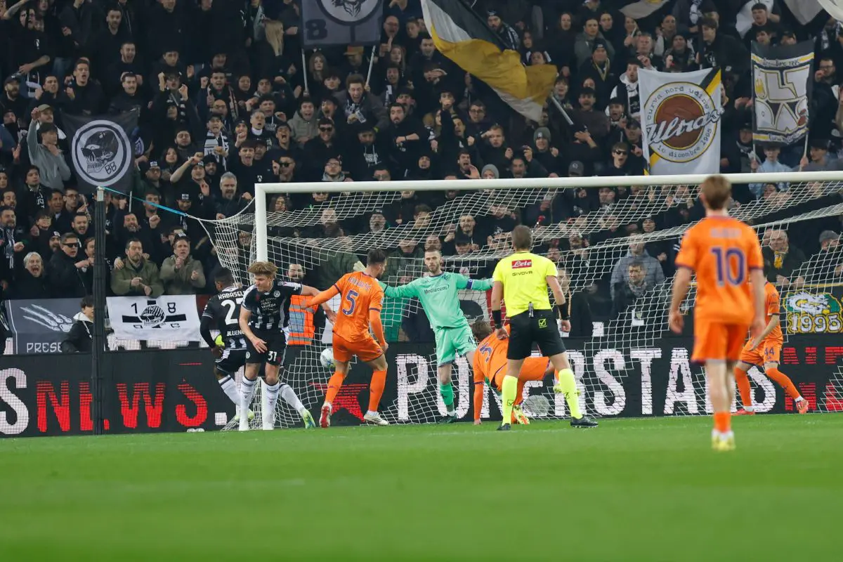 geronimo it domani-torneranno-a-casa-i-ragazzi-e-ragazze-bloccati-a-dubai-lo-ha-annunciato-il-ministro-degli-esteri-A70238 004