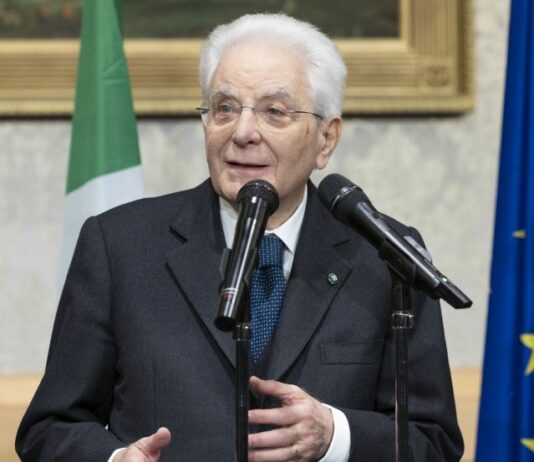 Mattarella “La guerra è tornata a spargere sangue anche non lontano da noi”