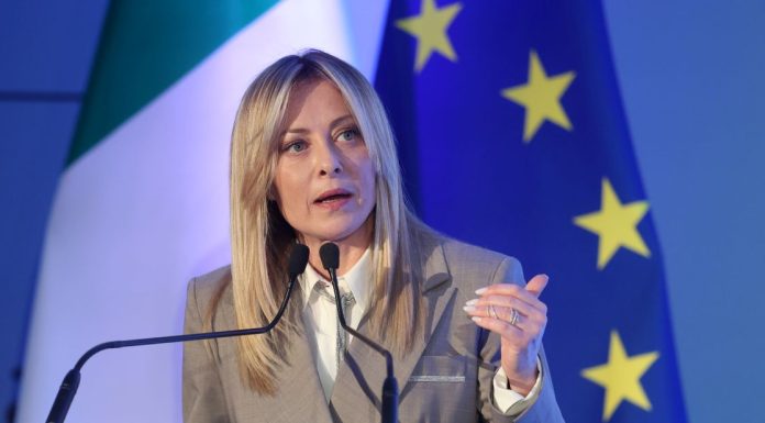 Meloni “Non esistono politiche femminili ma visione femminile della politica”