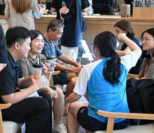 Cina, i marchi locali di bevande al tè consolidano la loro presenza globale