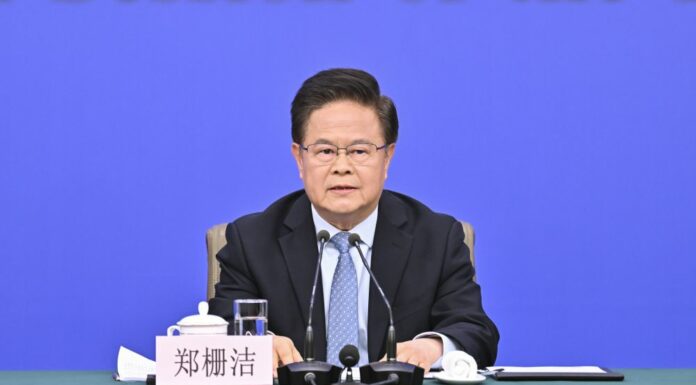 Cina, industrie emergenti supereranno 10.000 mld yuan nel 2030