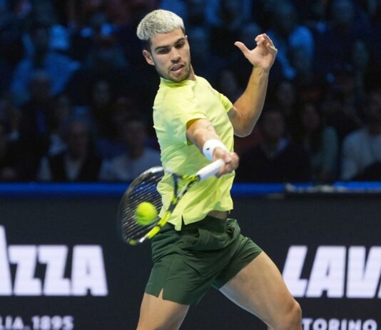 Alcaraz sul velluto a Indian Wells, avanza anche Djokovic. Darderi subito out