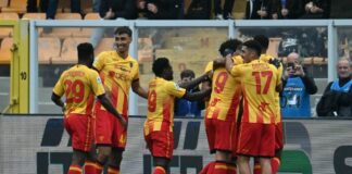 La Cremonese si sveglia tardi, il Lecce vince 2-1 lo scontro salvezza
