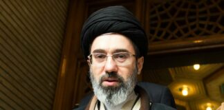 Iran, Mojtaba Khamenei ferito durante la guerra ma sta bene