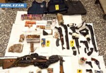 Sequestrati a 49enne di Torino 12 kg di droga e arsenale