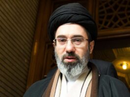 مجتبى خامنئي يتوعد بمواصلة الحرب وفتح جبهات جديدة