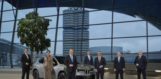 BMW Group. Utili stabili grazie a una strategia vincente