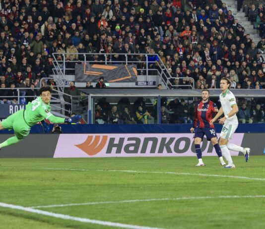 Pellegrini risponde a Bernardeschi, Bologna-Roma 1-1