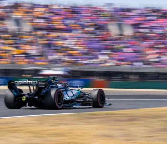 Russell in pole position nella Sprint del Gp di Cina, Antonelli secondo