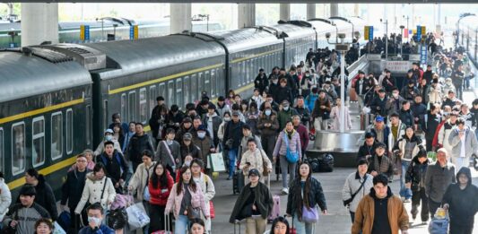 Festa di Primavera, in Cina record di 9,4 miliardi di viaggi interni