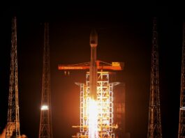 Cina, da Hainan lanciato un gruppo di satelliti Internet in orbita bassa