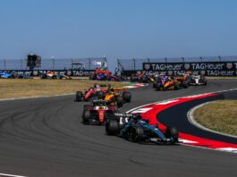 Russell vince la sprint race in Cina davanti a Leclerc e Hamilton