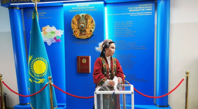 Kazakistan, la scommessa sul futuro passa per un referendum