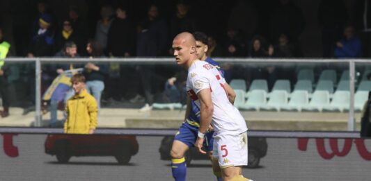 Verona-Genoa 0-2, Vitinha e Ostigard firmano un colpo salvezza
