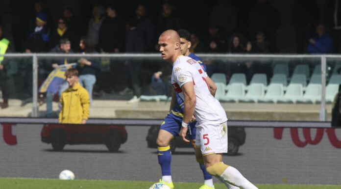 Verona-Genoa 0-2, Vitinha e Ostigard firmano un colpo salvezza