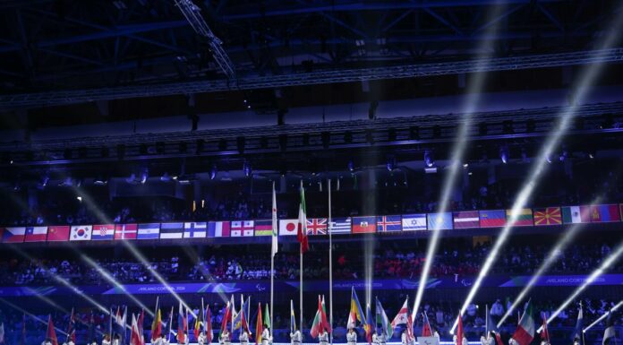 Cortina spegne il braciere: chiuse le Paralimpiadi di Milano-Cortina 2026