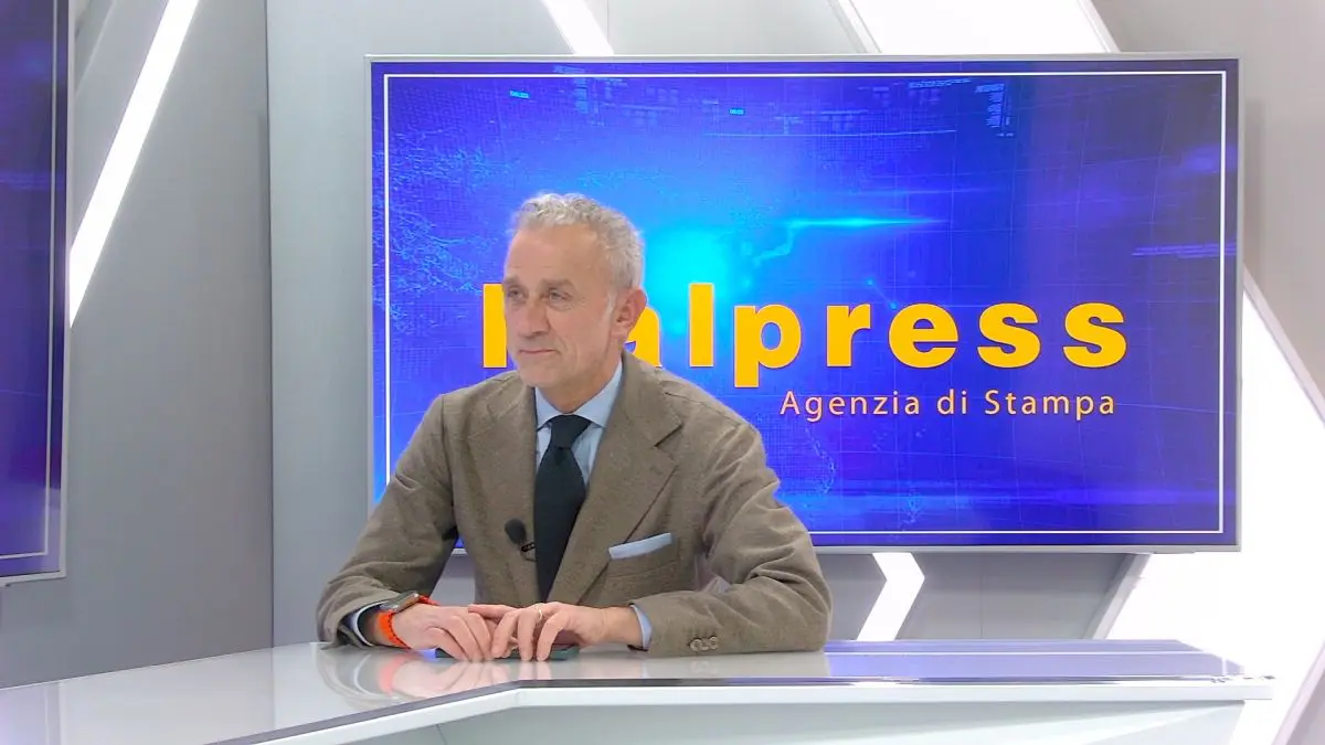 geronimo it folle-fuga-in-auto-i-carabinieri-sparano-alla-fine-manette-ai-polsi-di-un-serbo-A31681 009