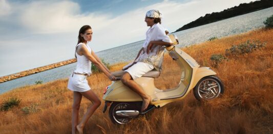 Vespa Primavera e Sprint 2026. Stile, tecnologia e sicurezza evolvono