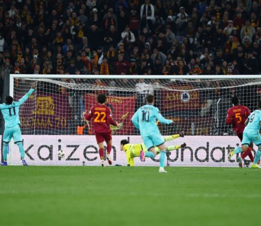 Il Bologna ai quarti di Europa League, Roma ko ai supplementari