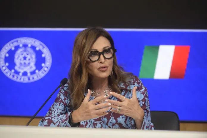 Roma Palazzo Chigi presentazione della guida I cammini della Rinascita