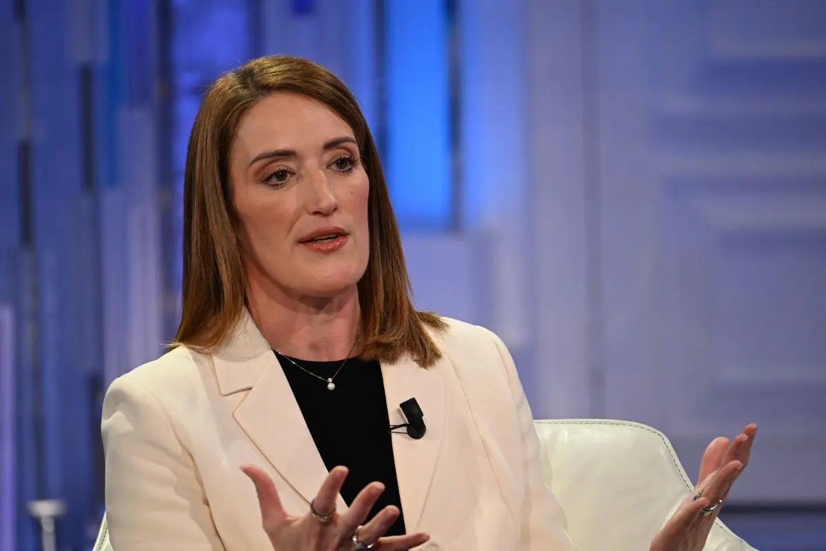 geronimo it silvana-travaglini-ula-farsa-di-novafeltria-promesse-vuote-e-menzogne-elettorali-dal-pdu-A56035 009