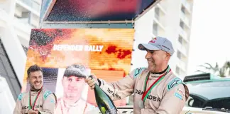 Defender domina in Portogallo, tripletta e vittoria nella classe stock