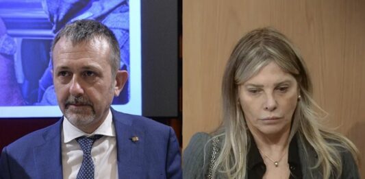 Delmastro e Bartolozzi si dimettono dagli incarichi al Ministero della Giustizia. Meloni: “Auspico Santanchè faccia la stessa scelta”