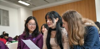 Cina, studenti italiani a Chongqing con un programma di scambio culturale