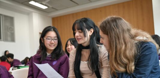 Cina, studenti italiani a Chongqing con un programma di scambio culturale