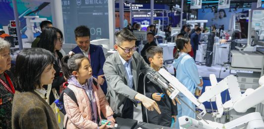 A Chongqing oltre 800 aziende alla China Medical Equipment Conference & Medical Equipment Exhibition (2)