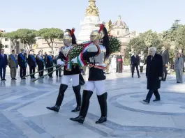165 anni dall’Unità d’Italia, Mattarella: “Custodire e attuare i principi di libertà, giustizia e pace” / Video