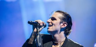 Per Achille Lauro 8 nuovi concerti negli stadi nel 2027