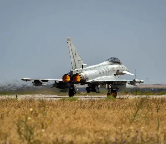 Un drone colpisce una base italiana in Kuwait: nessun ferito, distrutto un velivolo