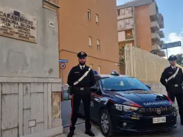 Falso portiere con tesserino e badge in un ospedale di Palermo, denunciato un 68enne