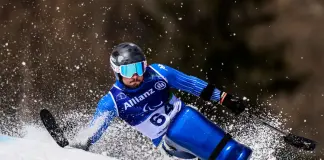 Tris di ori per l’Italia alle Paralimpiadi: De Silvestro trionfa nel gigante sitting, Luchini e Perathoner nel para snowboard