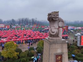 Cina: le foto della tradizionale Fiera del Quyi di Majie (1)