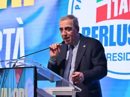 استقالة ماوريتسيو جاسباري من رئاسة كتلة فورزا إيطاليا في مجلس الشيوخ