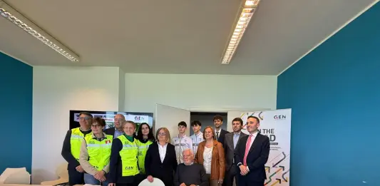 Con il progetto “On the Road” a Bergamo i giovani sperimentano turni reali con la Polizia